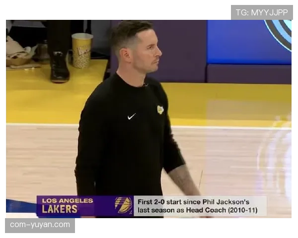 湖人收官战高强度防守制造失误 转换进攻节奏掌控主动 湖人收官战高强度防守制造失误 转换进攻节奏掌控主动